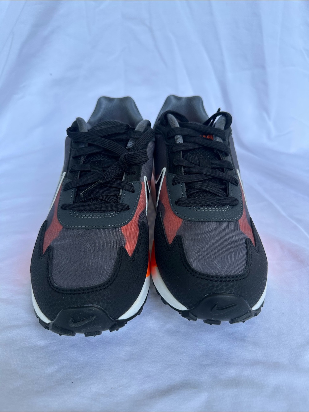 Nike Air Max Solo SE 8M/9.5W - Picture 5 of 10